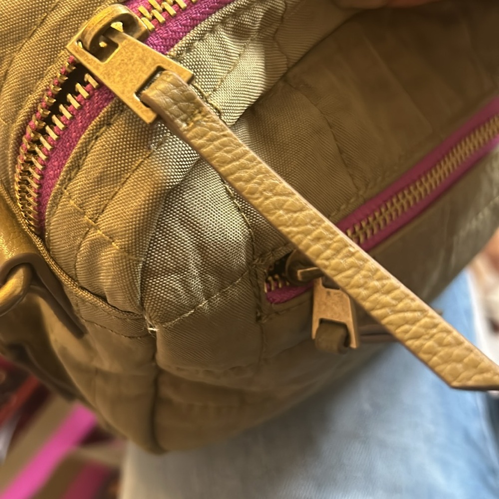 Universal Thread Small Crossbody Bag - image 8